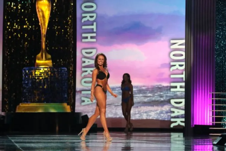 MISS SJEVERNE DAKOTE PRVI PUT U POVIJESTI POSTALA MISS AMERIKE: Predivna Cara je pomela konkurenciju