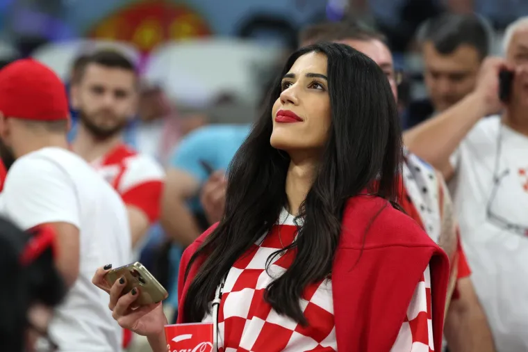 Zaboravite na Ivanu Knoll! Ove samozatajne navijačice očarale su apsolutno sve na stadionu