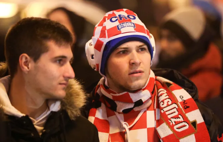 FOTO Tuga i nevjerica na licima hrvatskih navijača nakon poraza od Argentine