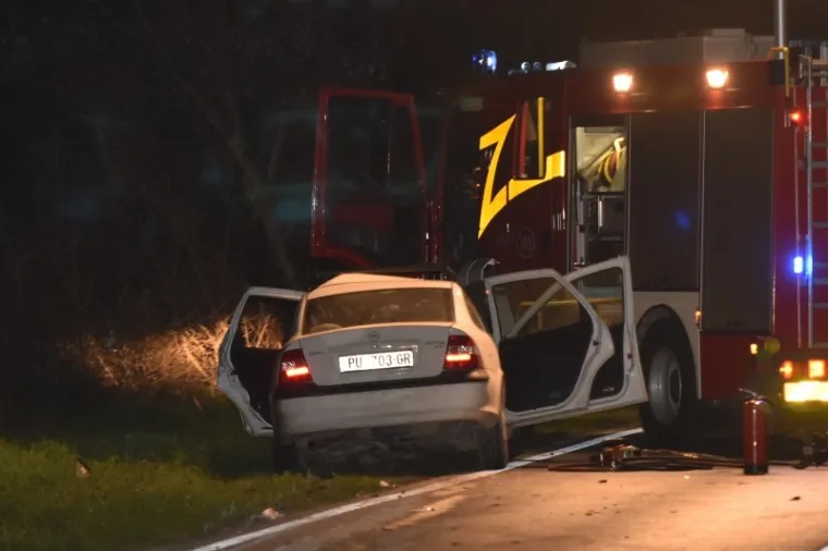 U sudaru kod Vodnjana jedan poginuli i dvoje ozlijeđenih