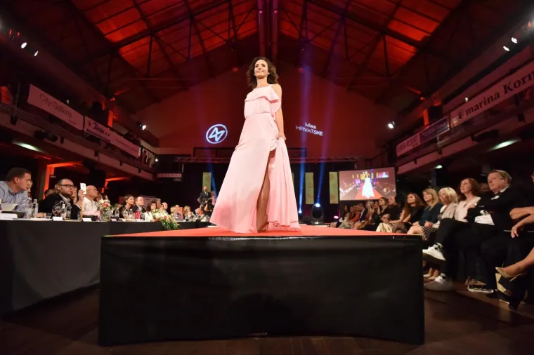 HRVATSKA IMA NOVU MISS: Krunu je ponijela Tea Mlinarić, a ovako su se ljepotice predstavile žiriju
