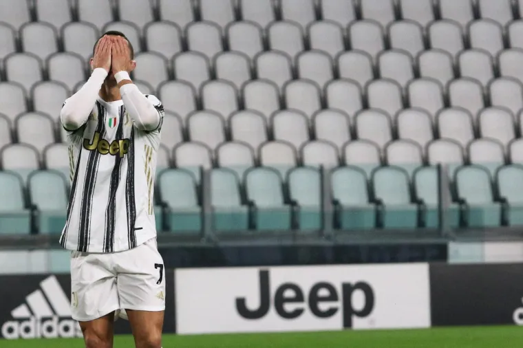 [FOTO] CRISTIANO, PA ŠTO SE DOGODILO? Ovako je ponajbolji nogometaš svijeta promašio penal