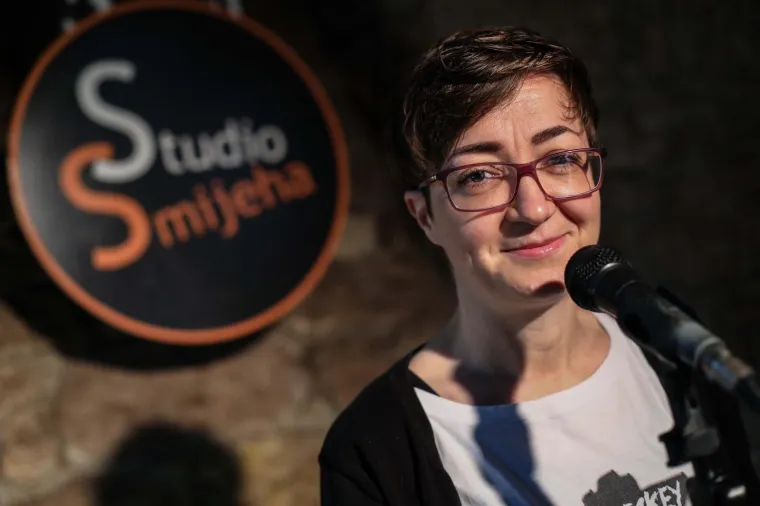 Marina Orsag je nakon izlaska iz showa u intervjuu za Izlasci.hr priznala što misli o Cigiju. &quot;Neven je super. Meni je žao jedino što je on u kuću ušao s dvoje ljudi, dakle s Ivom i Markom i da nije bilo njih dvoje vjerujem da bi se svi bolje uklopili jer svi ostali su bili relativno dragi&quot;, ispričala je Marina koja je kroz godine sudjelovala u nekoliko zabavnih emisija. 