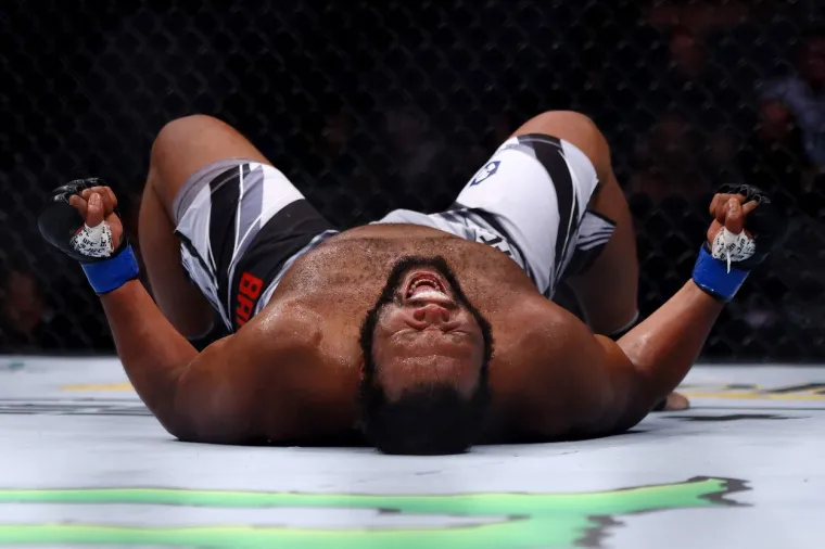 Nova UFC senzacija noćas ulazi u elitni kavez. Debeljko prošle godine šokirao borilački svijet: 'On je poseban'