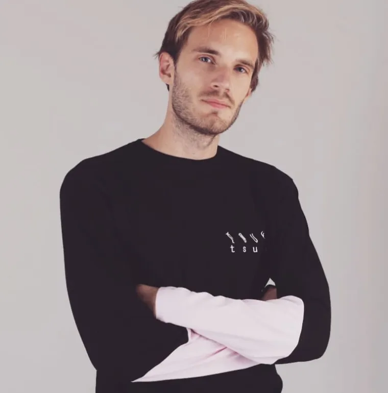 ŠVEDSKI YOUTUBER NAJLJEPŠI JE MUŠKARAC 2020. GODINE: Mnoge je šokirao izbor; ‘Sladak je, ali ne znam baš je li najljepši’