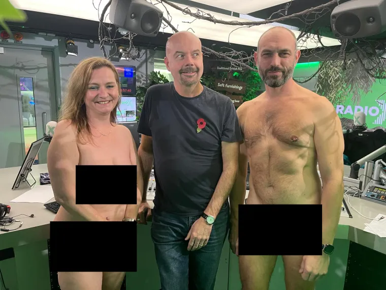 “Pitao me je bih li išla na događaj slikanja obrnutog života, gdje bih ja bila odjeveni model, a svi bi umjetnici bili goli&quot;, rekla je.