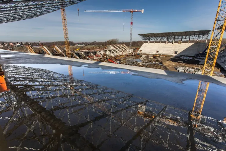 NAJMODERNIJI I NAJLJEPŠI STADION U HRVATSKOJ IZ DANA U DAN RASTE: Pogledajte najnovije kadrove budućeg Osijekovog doma