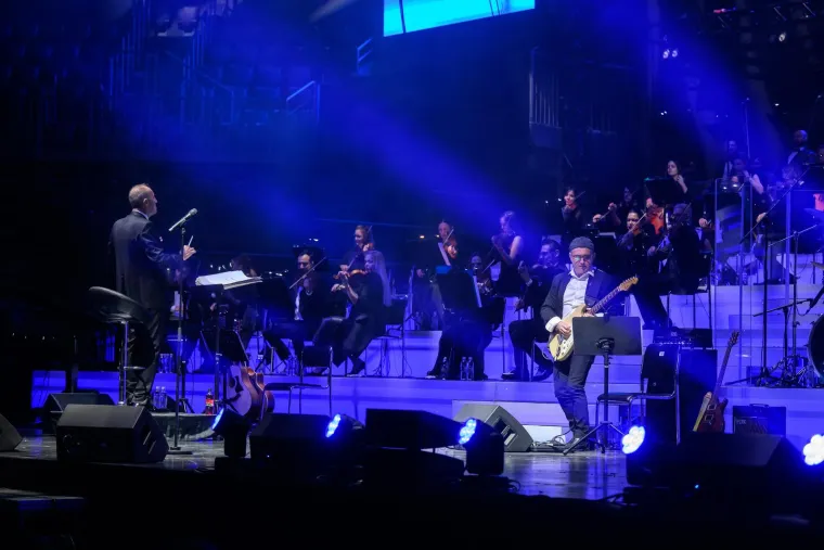 Iva Todorić i Iva Radić zajedno na koncertu Zdravka Čolića u Areni Zagreb: Spektakl su pratile iz prvih redova