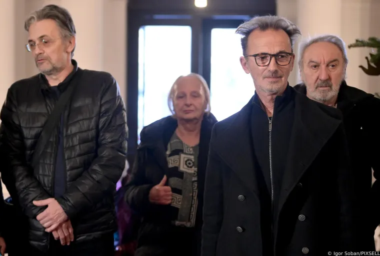Supruga i kći neutješne, a i legende estrade teško se opraštaju od Massima: 'Uhvatili smo se smisla i besmisla...'