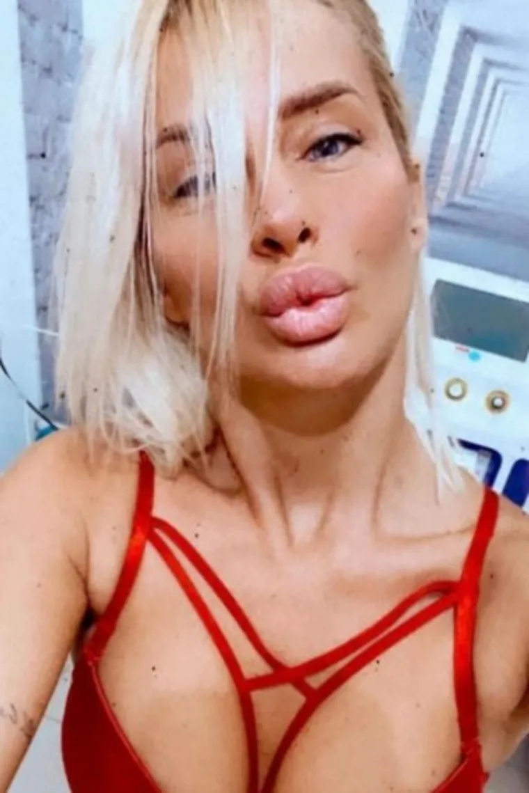 Skinula se gola i raširila noge: Procurile najeksplicitnije slike Milice Dabović ikad, 18+ fotke tresu internet