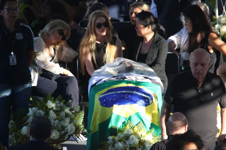 Brazilci bijesni na Neymara, na dan Peleovog sprovoda razočarao je cijelu naciju