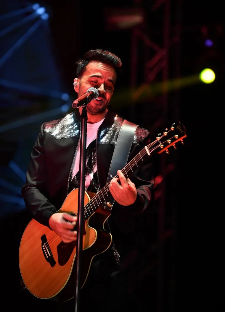 OTKAZAO ZAGREBAČKI KONCERT PA RASPJEVAO BEOGRAD: Luis Fonsi nastupio u susjedstvu, pogledajte što ste propustili
