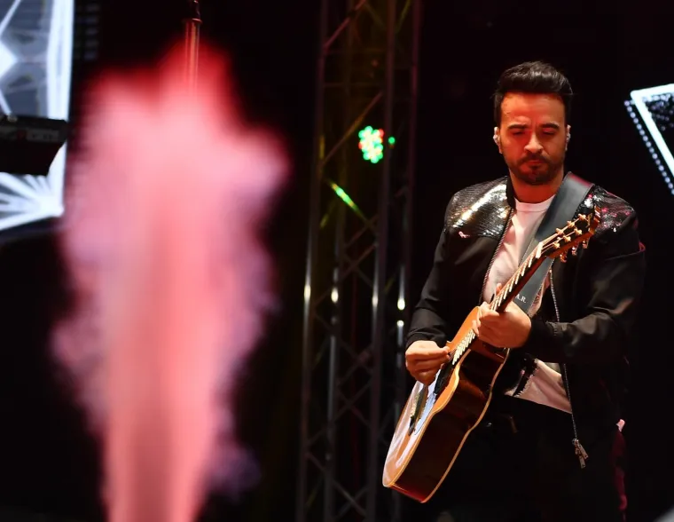 OTKAZAO ZAGREBAČKI KONCERT PA RASPJEVAO BEOGRAD: Luis Fonsi nastupio u susjedstvu, pogledajte što ste propustili