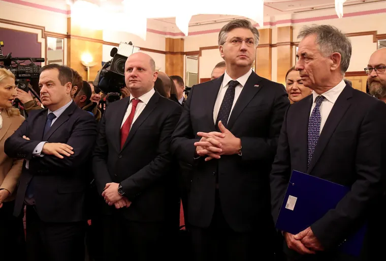 Kamere su najviše snimale njega, a premijer nije razočarao: Pogledajte što je sve izvodio i kako je izgledao njegov susret s uglednim gostom