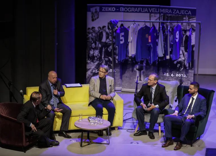 Kolinda je opet u centru pažnje: Oduševila vitkom figurom i osmijehom, a zasjenila je i Milu Horvat koju odavno nismo vidjeli