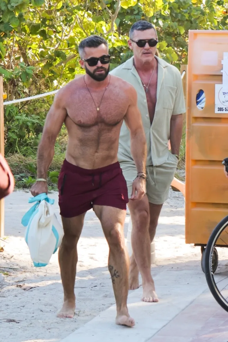 Luke Evans, Fran Thomas