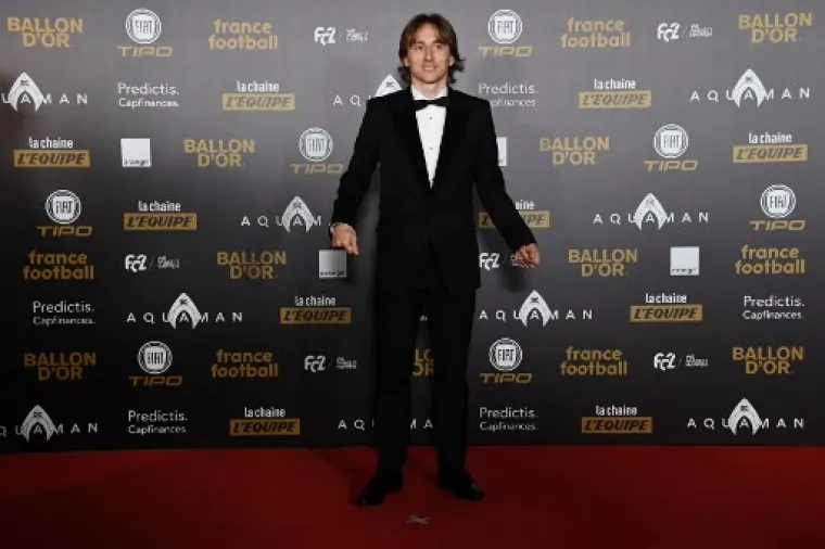 SPEKTAKULARNI PRIZORI U PARIZU: Luka Modrić najveća zvijezda Zlatne lopte