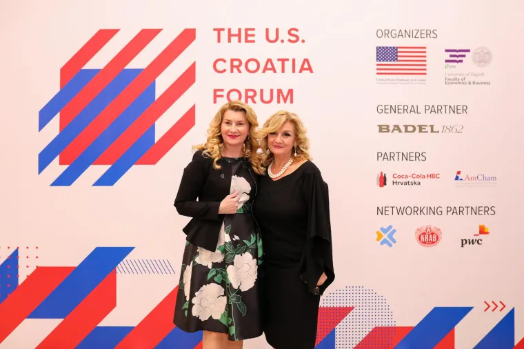 Kolinda oduševila pojavom, doista nikad nije bila vitkija; A osvanuo je i Josipović, pogledajte kako danas izgleda