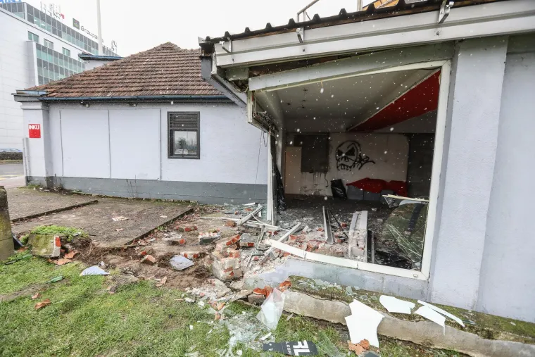 Misteriozni vozač autom rasturio poslovni prostor u Zagrebu, pa netragom nestao: Da stvar bude gora, nijedna ga kamera nije snimila