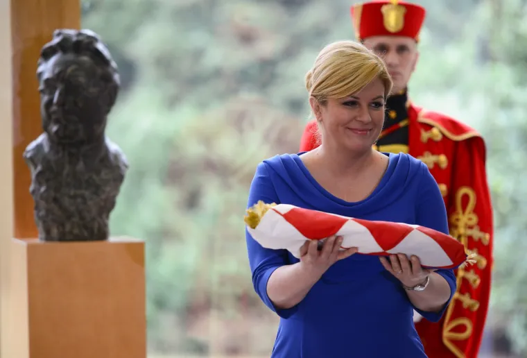 Kolinda Grabar-Kitarović obilježila prvu godinu mandata i otkrila Tuđmanovu bistu
