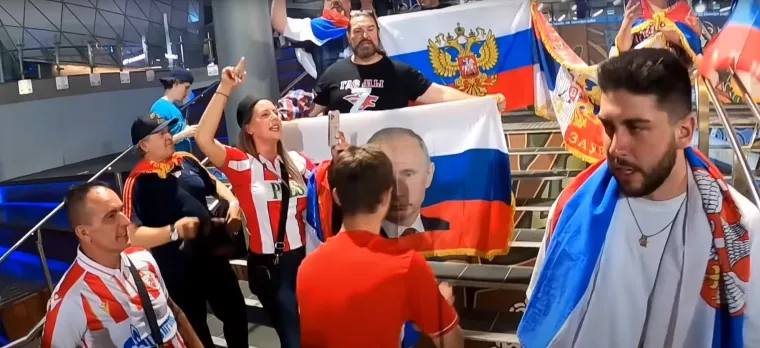 Snimka razotkrila lica onih koji su kreirali sramotu u Melbourneu, među njima i Đokovićev otac: Tutnjala četnička pjesma s kojom su rušili Vukovar