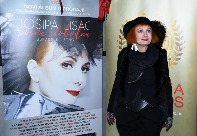 Josipa Lisac je u Velvet baru predstavila svoj novi album 'Posve slobodna'.