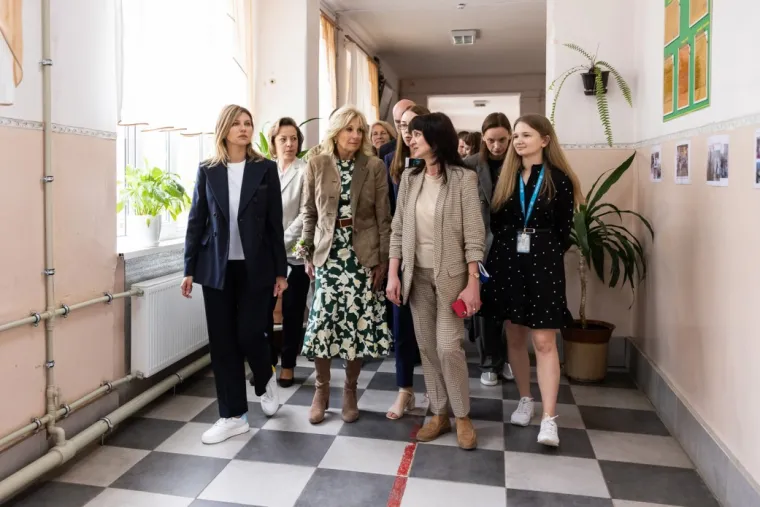 FOTO Olena Zelenska u rijetkom istupu u javnosti. Sastala se s Jill Biden, sve držano u tajnosti