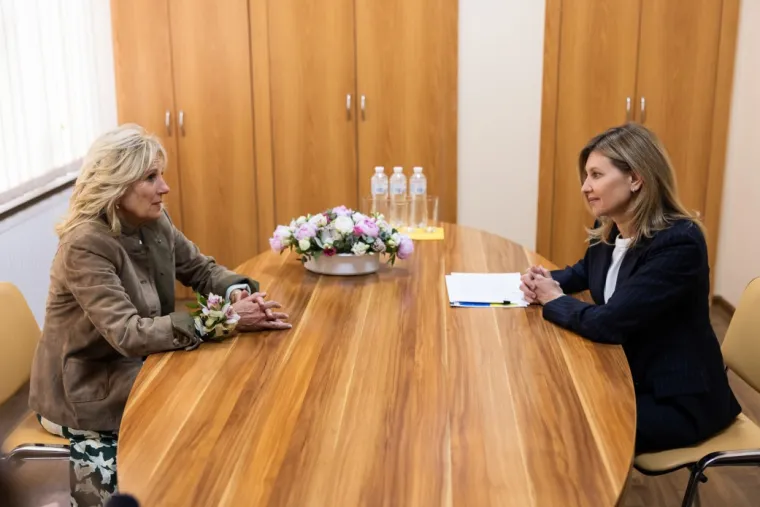 FOTO Olena Zelenska u rijetkom istupu u javnosti. Sastala se s Jill Biden, sve držano u tajnosti