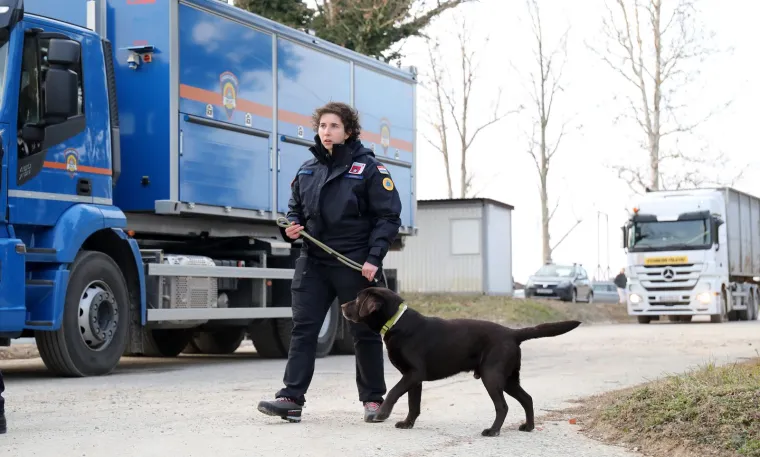 I Gizmo je krenuo na put u Tursku: U pomoć unesrećenima iz Hrvatske otišlo 10 pasa i 40 pripadnika civilne zaštite