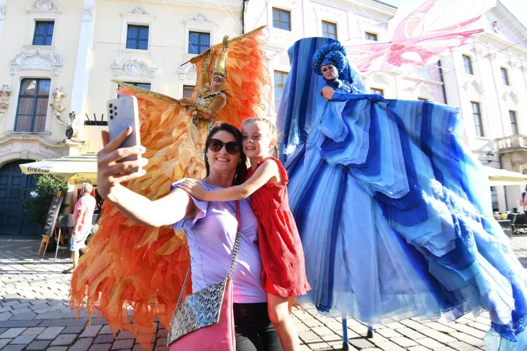 Počelo je ludilo! Špancirfest otvorili Prljavci, idući dana na redu su Goran Bare, Baby Lasagna i Psihomodo pop