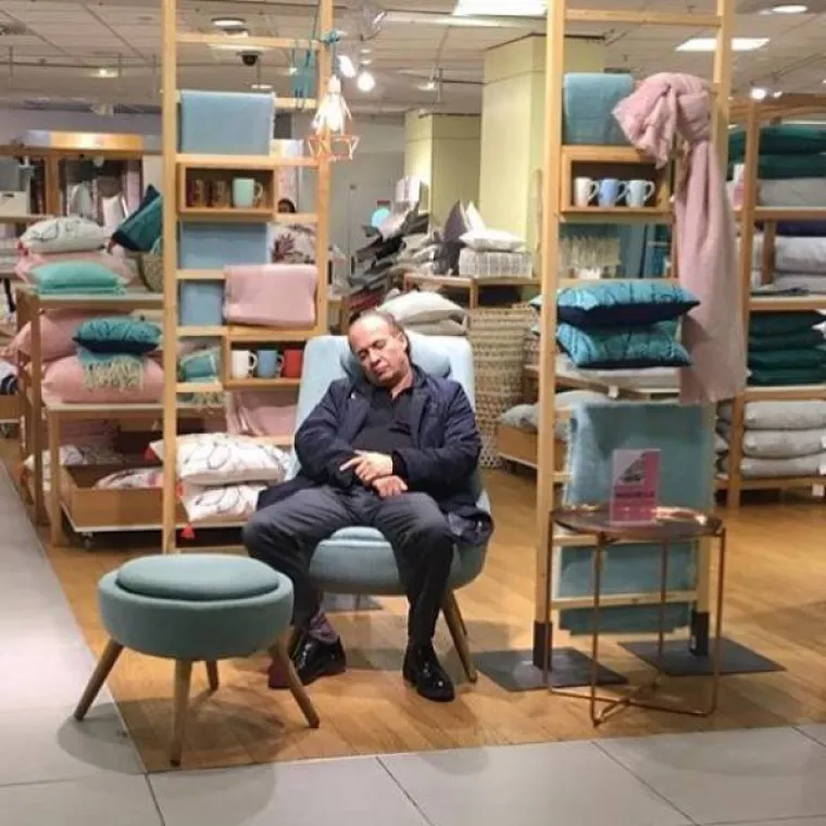 Stigla je sezona šopinga i neki muškarci je teško podnose
