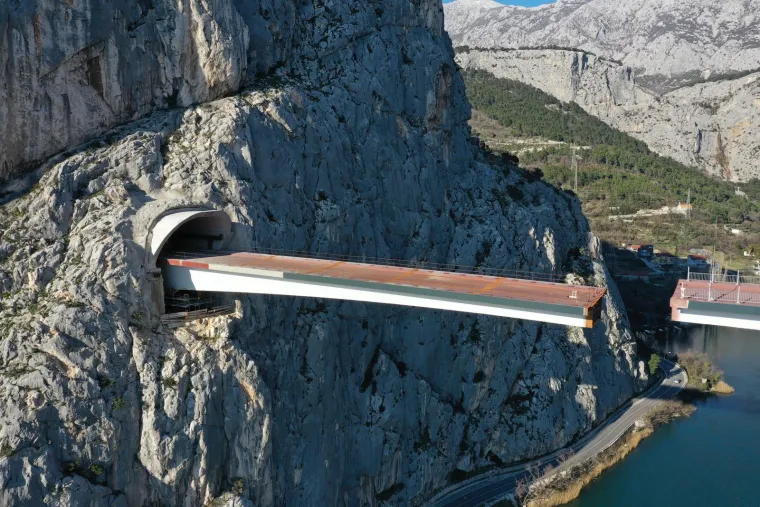 Most kod Omiša gotovo spojen i gotovo na istoj razini. Glibota za Danas ranije otkrio što ga dalje čeka
