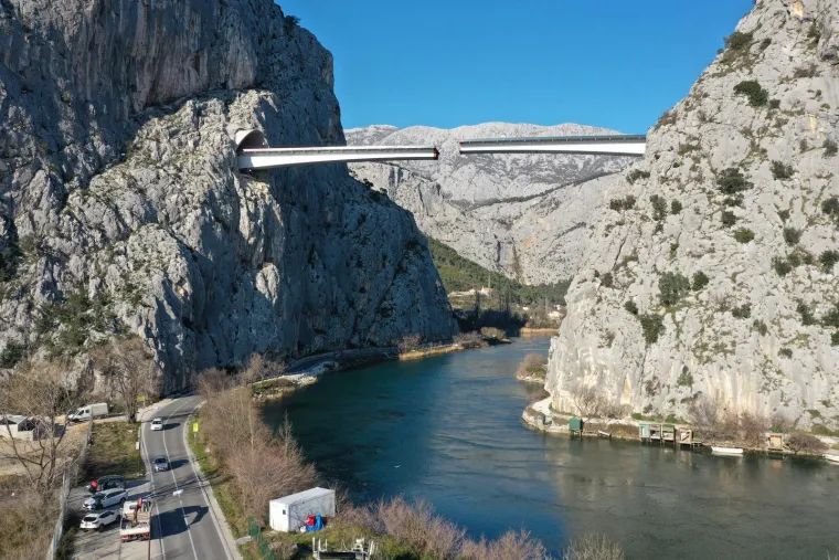 Most kod Omiša gotovo spojen i gotovo na istoj razini. Glibota za Danas ranije otkrio što ga dalje čeka