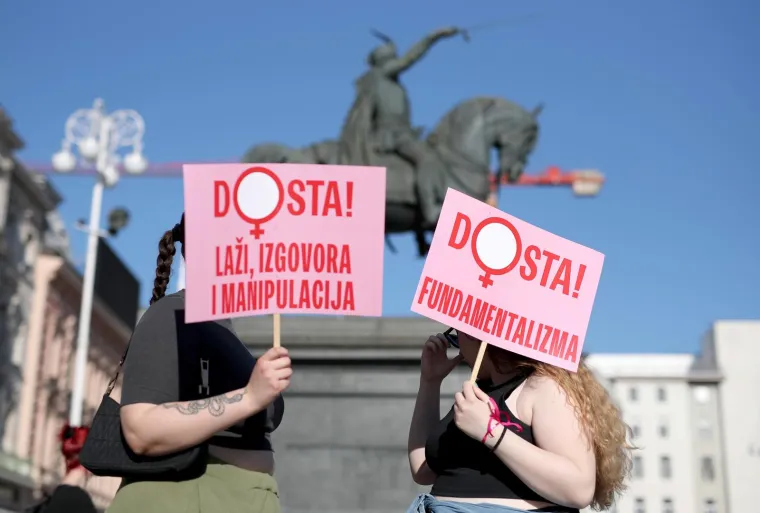 Poznati na velikom protestu za Mirelu Čavajdu: Stigli su i Urban i Ranko Ostojić