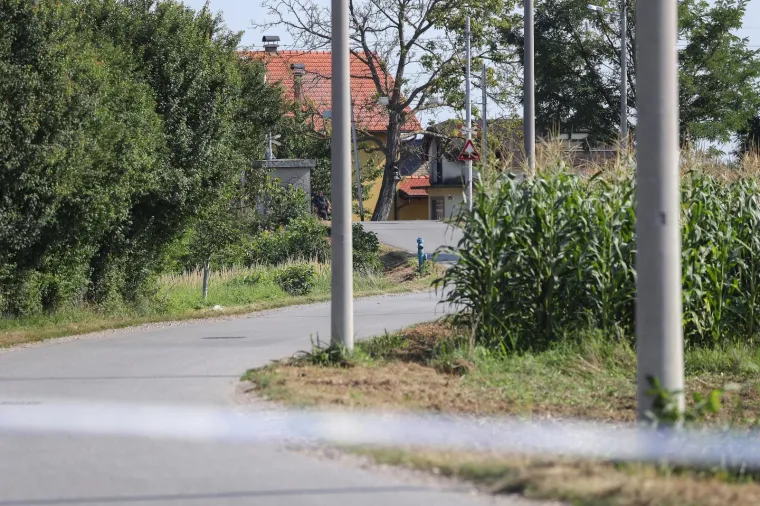 Vlak naletio na automobil u Zagrebu: Jedna osoba je poginula, obustavljen je sav promet