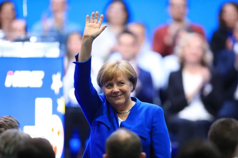 Plenković 'urlao' o snazi HDZ-a, Merkel: 'Živjela sam u diktaturi i nisam mogla doći u Jugoslaviju'