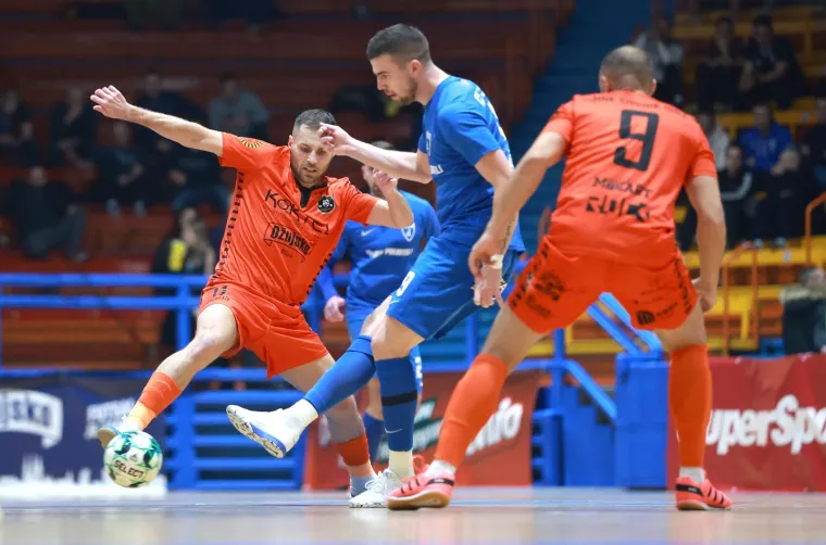 Šibenik šokirao i Futsal Dinamo: Dramatična utakmica u dvojci Doma sportova, 'drugo lice Dalmacije' u transu