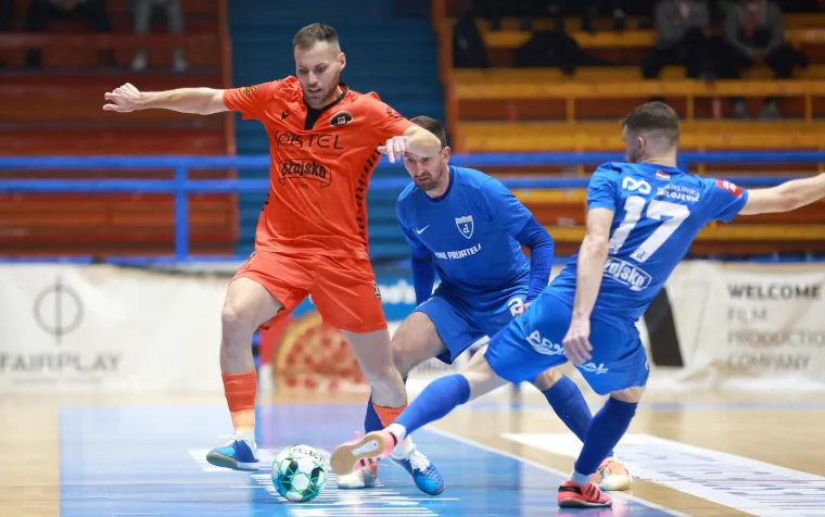 Šibenik šokirao i Futsal Dinamo: Dramatična utakmica u dvojci Doma sportova, 'drugo lice Dalmacije' u transu
