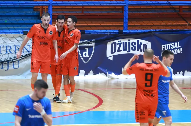 Šibenik šokirao i Futsal Dinamo: Dramatična utakmica u dvojci Doma sportova, 'drugo lice Dalmacije' u transu