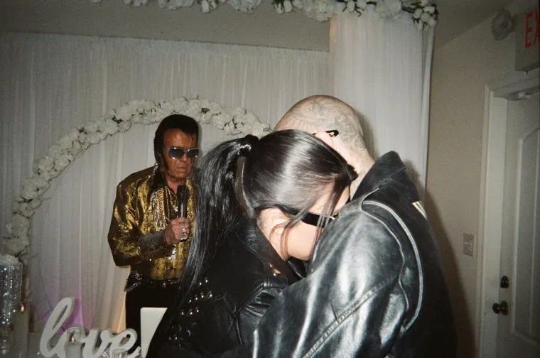 Kourtney Kardashian i Travis Barker 