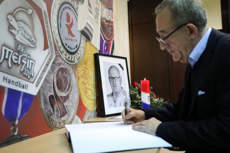 Na današnji dan napustio nas je legendarni Zlatko Saračević: 'Ispala nam je lopta, neka je'