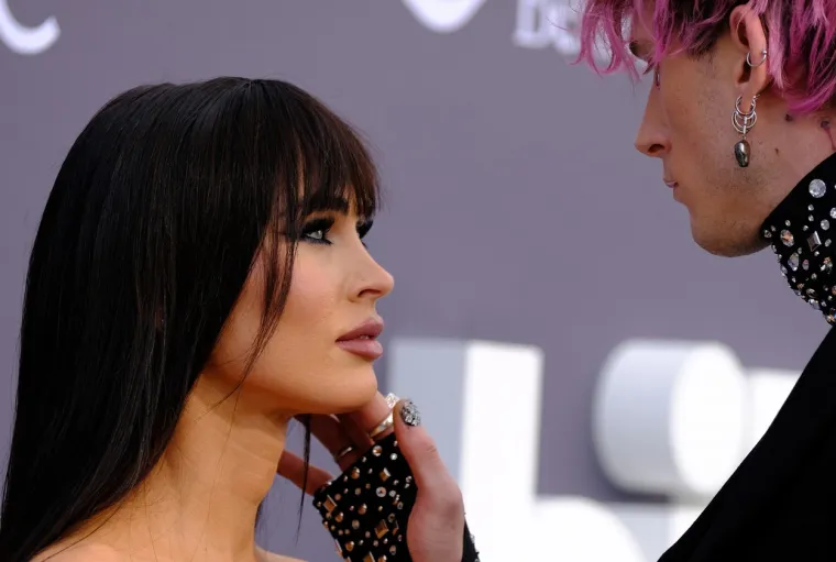 Evo kako izgleda kada Megan Fox slavi rođendan: Kelly se specijalno potrudio za svoje 'eterično svjetlosno biće'