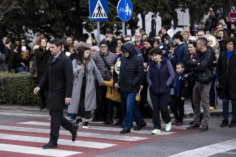 Splićani blokirali promet i poručili da ne žele pretovarnu stanicu i kontejnere u svom kotaru
