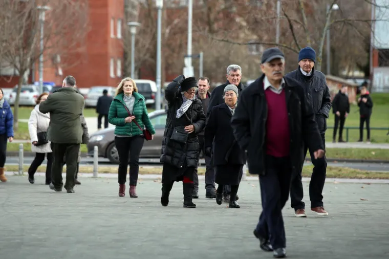 MISA ZADUŠNICA ZA SLOBODANA PRALJKA: U crkvi Svete Mati Slobode okupili se generali, došao je i Thompson