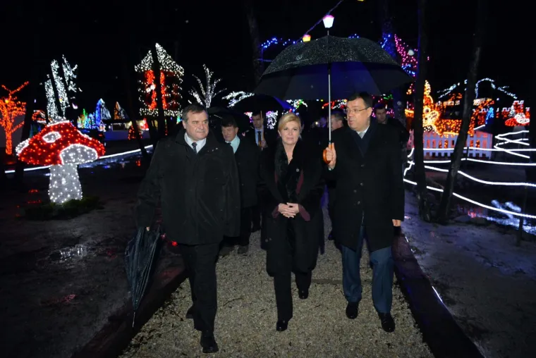 Predsjednica Republike Hrvatske Kolinda Grabar-Kitarović 11. i 12. prosinca izmjestila je svoj Ured u Bjelovarsko-bilogorsku županiju. To je jedanaesto izmjestanje Ureda predsjednice Republike izvan Zagreba.