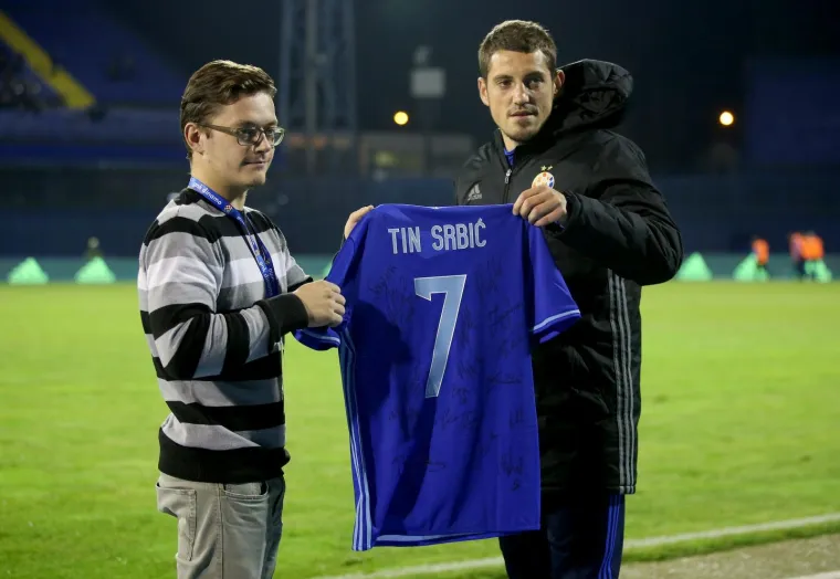To je najveći uspjeh u povijesti hrvatske gimnastike. Tim povodom, uoči utakmice, kao ponosnom stanovniku zagrebačke Dubrave, Arijan Ademi ispred Dinama predao je Tinu dres s njegovim imenom s brojem sedam.