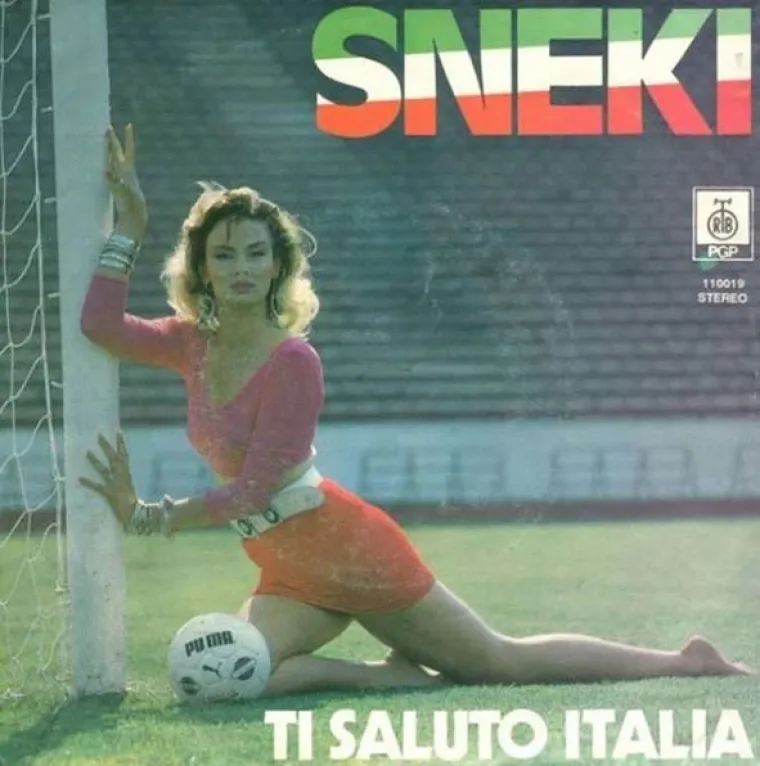 OD OVIH FOTKI SMIJEH ĆE VAM BRZO PRIJEĆI U SUZE: Ovo su najurnebesniji coveri albuma u Jugoslaviji, a možda i šire