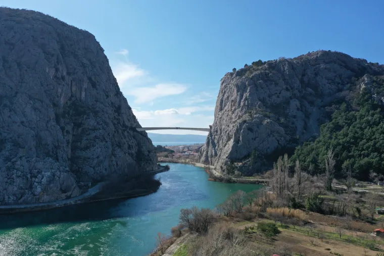 Most s kojim se (neopravdano) sprdala cijela Hrvatska napokon je spojen. I izgleda spektakularno!