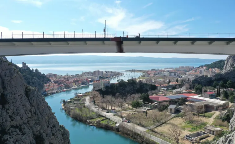 Most s kojim se (neopravdano) sprdala cijela Hrvatska napokon je spojen. I izgleda spektakularno!