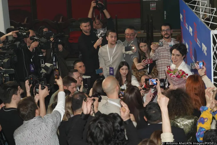 Tko je misteriozni i prilično osebujni predstavnik Srbije na Eurosongu? Šeta jastoga, a ima nešto zajedničko s Konstraktom